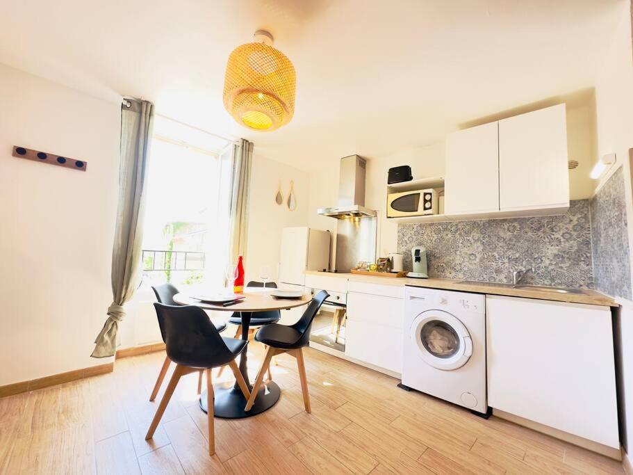 Charmant Studio A 200M Du Gardon Remoulins Exteriér fotografie