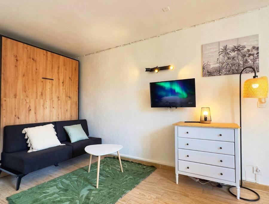 Charmant Studio A 200M Du Gardon Remoulins Exteriér fotografie