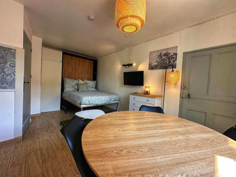 Charmant Studio A 200M Du Gardon Remoulins Exteriér fotografie